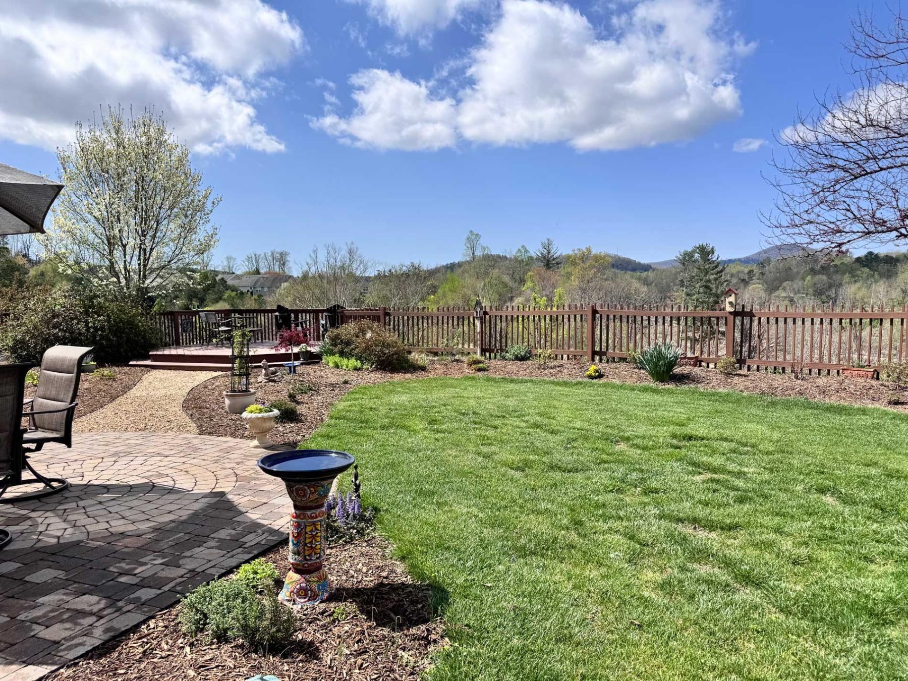 N AVL Home River Views - Image# 10