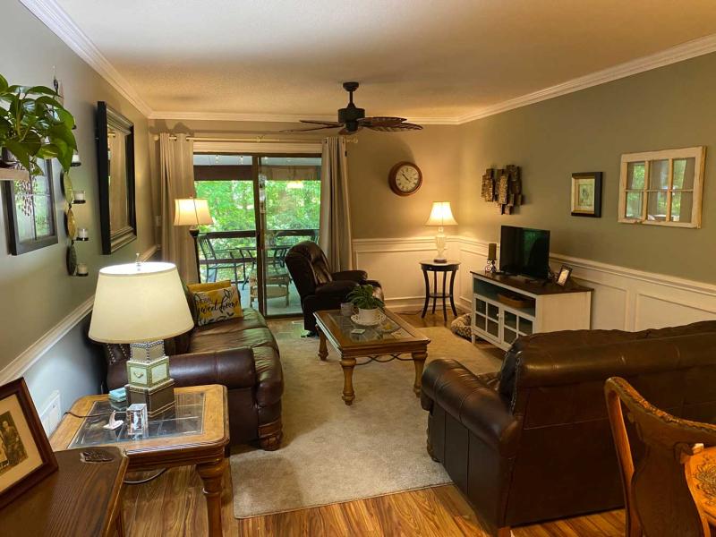 Pencross Condo (16 Pineoak) - Image# 21