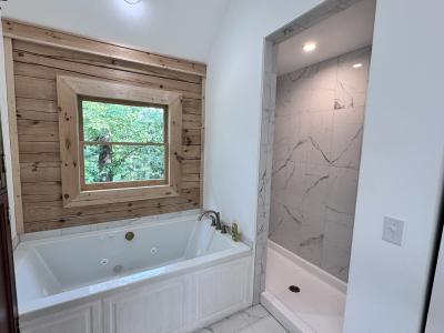 Lake Lure Log Home - Image# 19