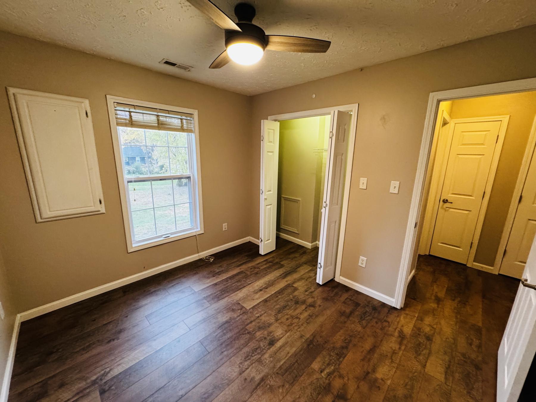 IMG_3782 image Hazelwood Condo - Image# 10