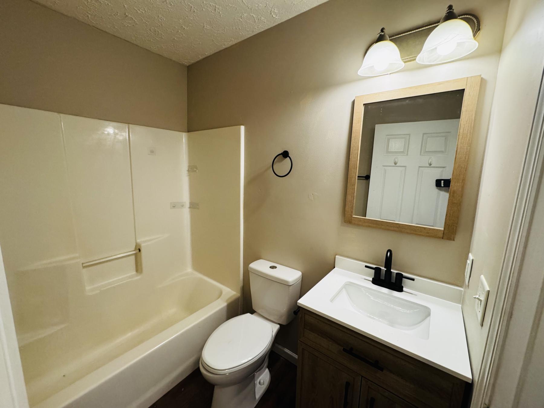 IMG_3787 image Hazelwood Condo - Image# 13