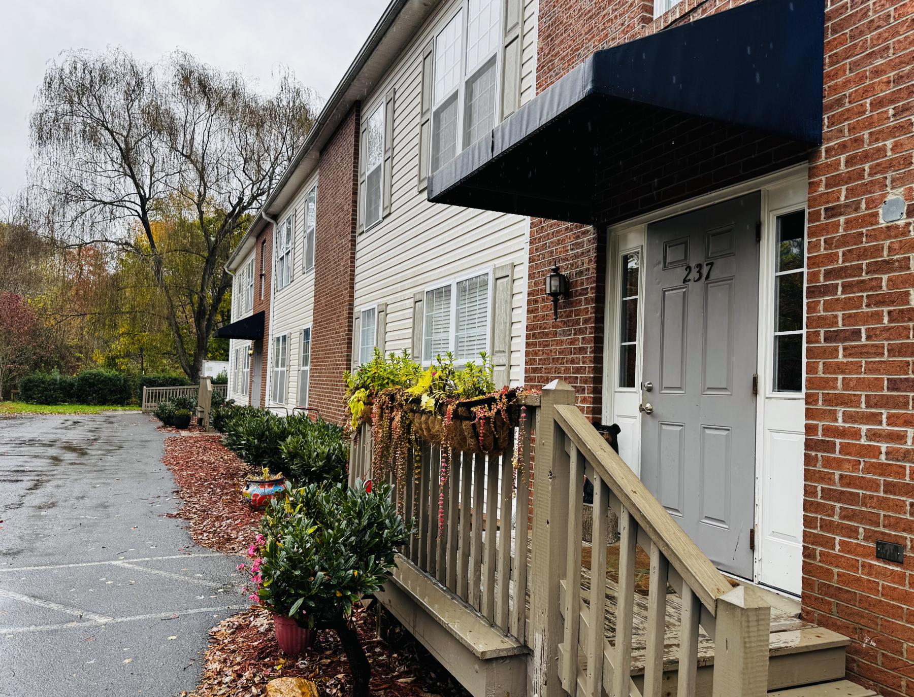 IMG_3800 image Hazelwood Condo - Image# 17