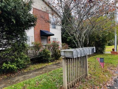 IMG_3804_th image Hazelwood Condo - Image# 15