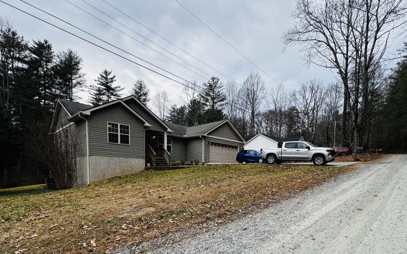 Hendersonville Home - Image# 36