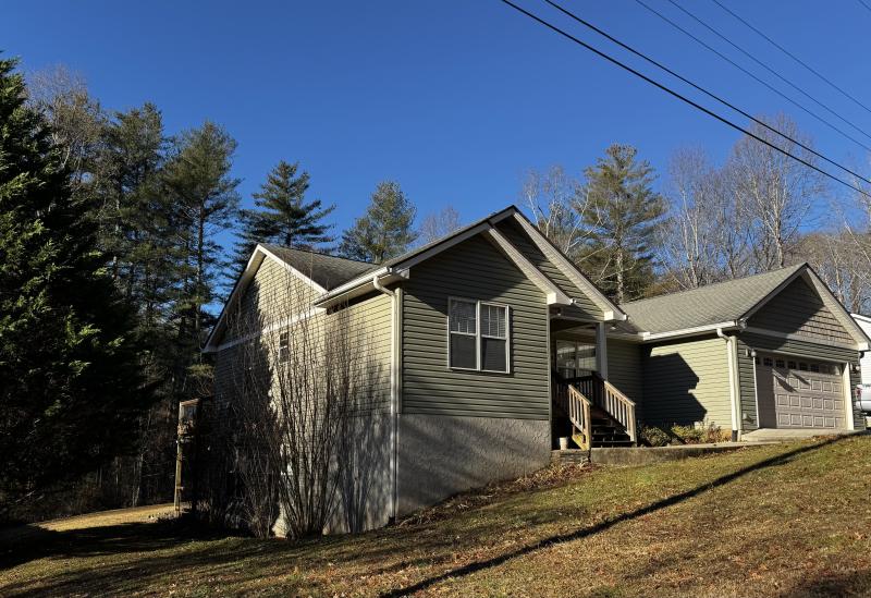 Hendersonville Home - Image# 38