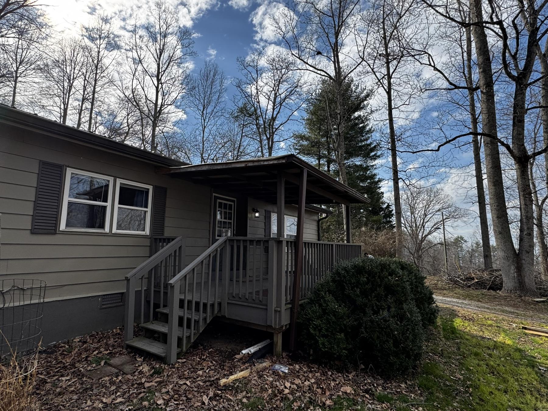 Hutch Mountain Property - Image# 1