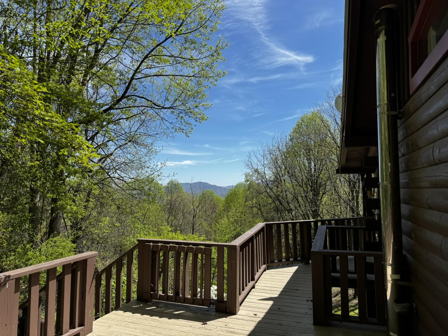 Waynesville Year Round Views - Image# 3