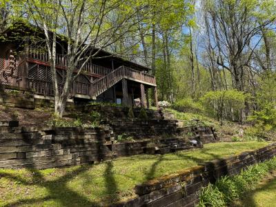 Waynesville Year Round Views - Image# 1